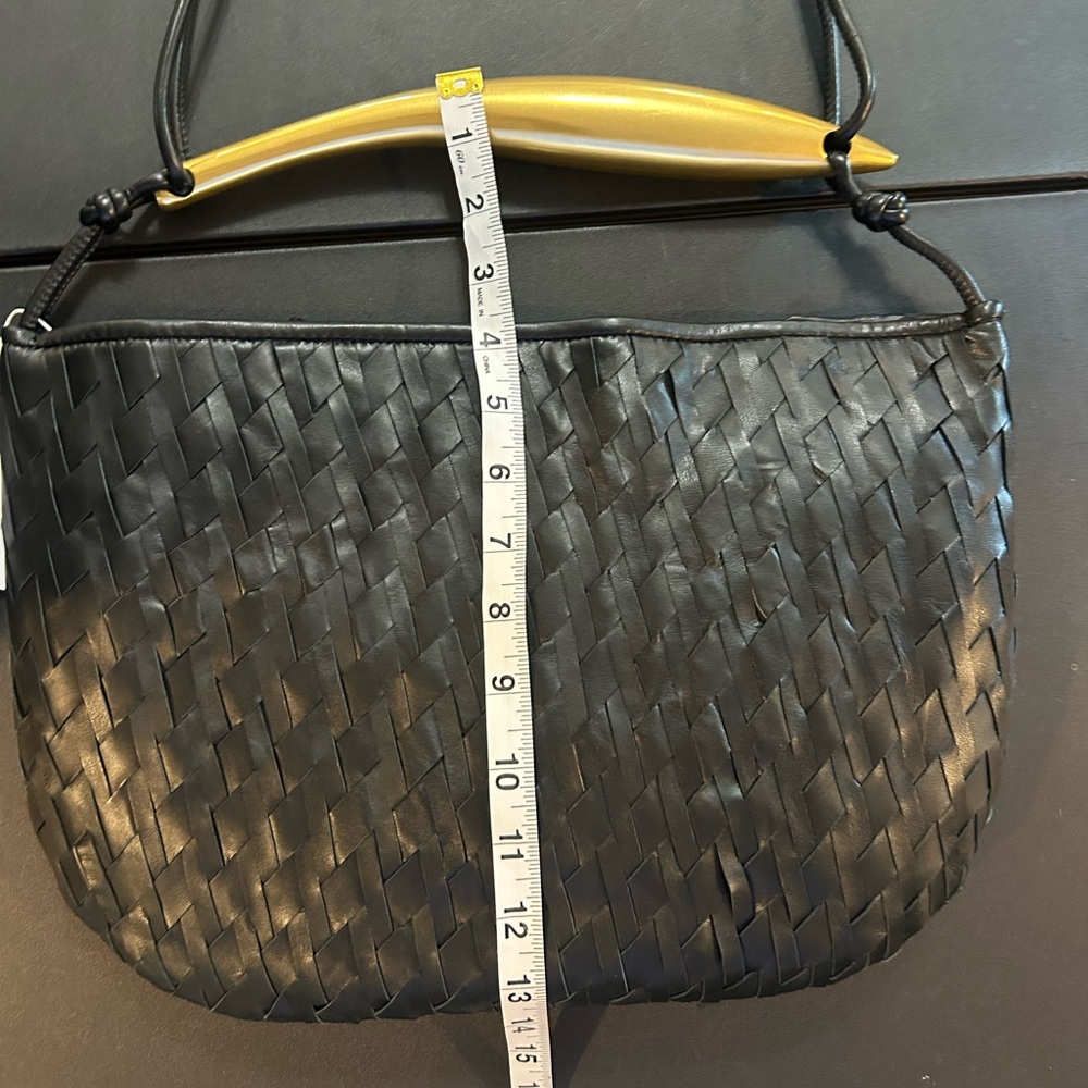 Walter Baker Hazel Hobo Woven Leather Black Gold Tone Handle Crossbody NWT - Picture 5 of 9